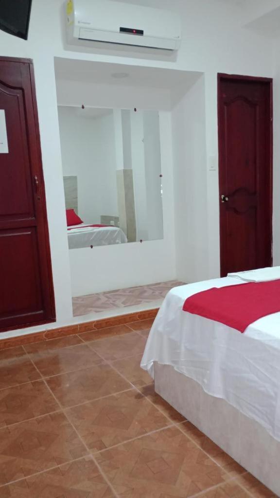 Hostal Kumbaya Santa Marta  Exterior photo